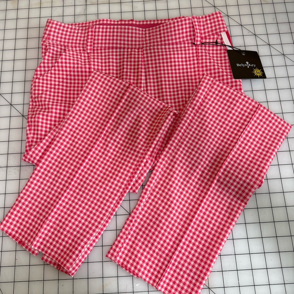Belyn Key Pink Checkered Ankle Pants UPF 50 XS